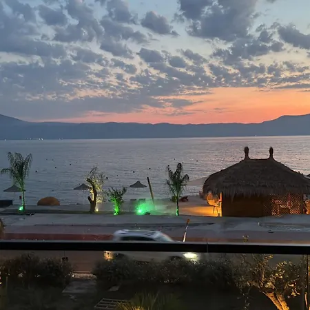 Casa Magnolia Lägenhet Vlorë